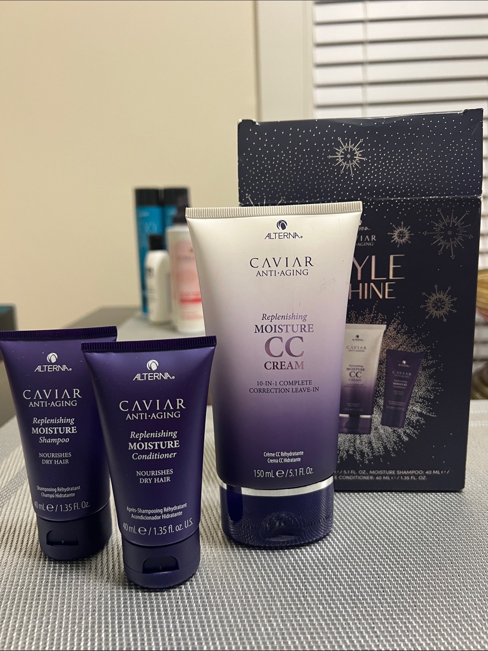 Caviar Anti-Aging Replenishing Moisture CC Cream 5.1oz & Trial set